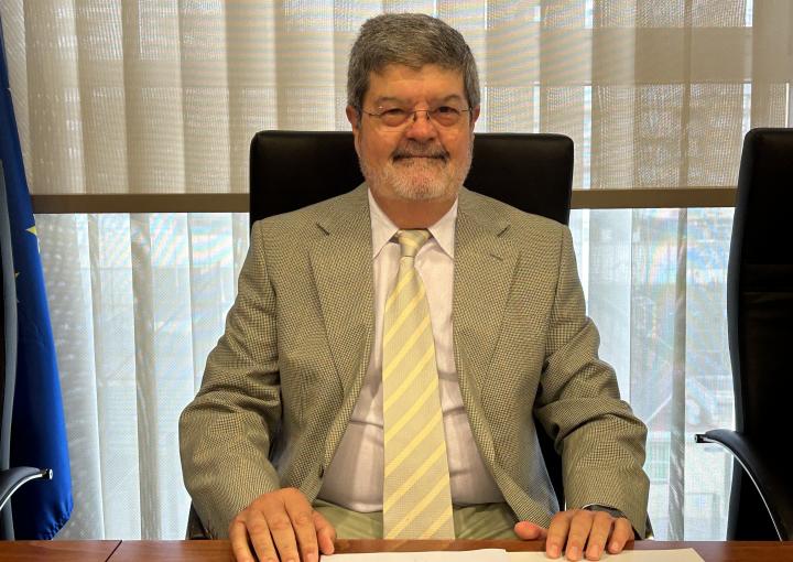 El presidente del Banco de Alimentos del Segura Murcia, José García-Galbis Marín, previamente a su comparecencia ante la Comisión Especial de Estudio de Lucha contra la Pobreza y Exclusión Ssocial en la Región de Murcia